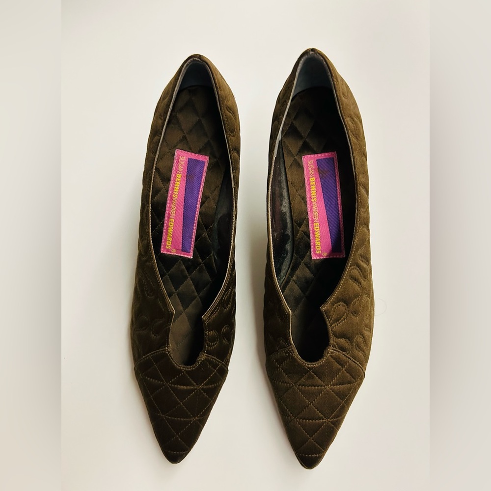 Lovely New Susan Bennis Brown Quilted Shoes 8 1/2B fits 7 1/2 Italy run Small